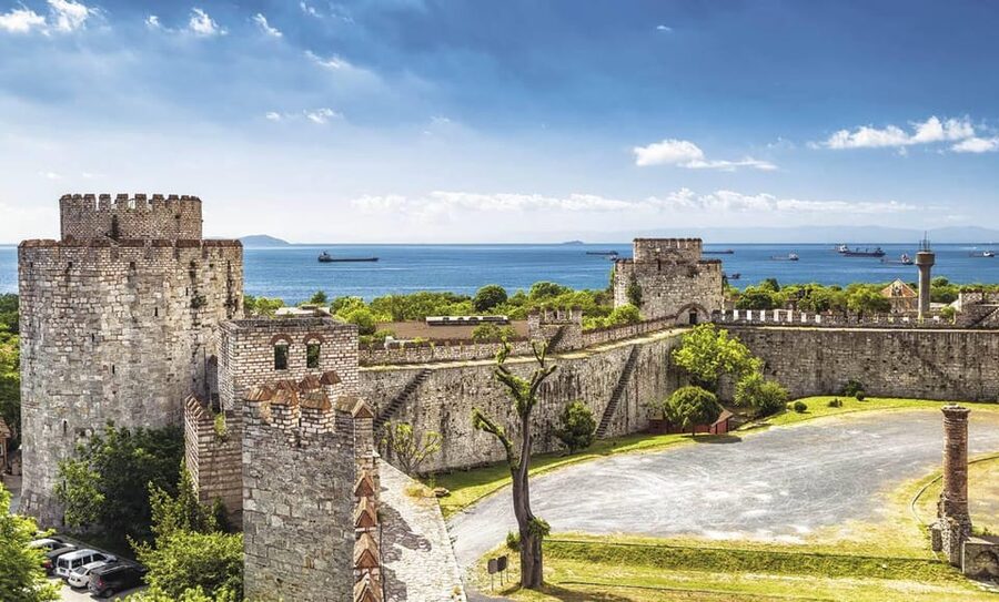 Istanbul Revealed: Historic Pathways and Bosphorus Serenity - A 7-hour Route That Links Old Istanbul to the Bosphorus