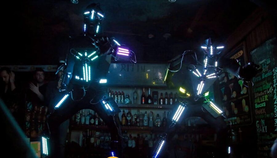 Istanbul: Rooftop Pub Crawl with Party Bus - Make your night smoother, from shoes to extra drink plans