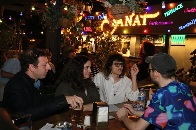 Istanbul's Longest-Running Trivia Night / Pub Quiz - Price and value: $11.72 for entry, play, and a bilingual guide