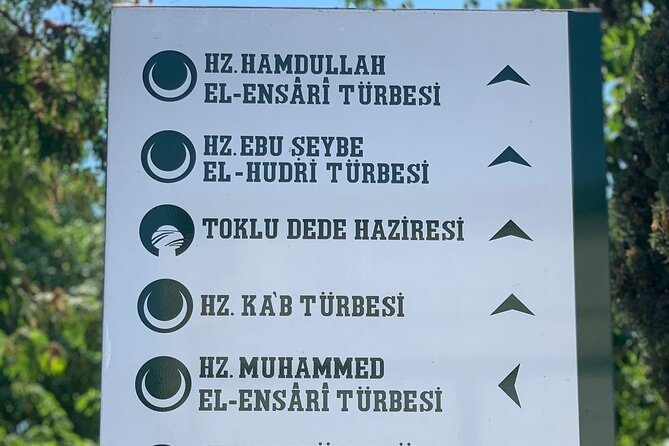 Istanbul Sahaba Tombs Tour - Eyüp Sultan Mosque and the Underground Mosque: start where the route gathers meaning