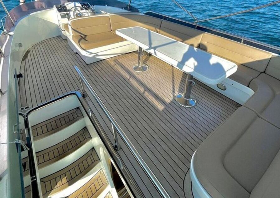 Istanbul: Small-Group Luxury Yacht Sunset Cruise w/ Snacks - Getting to Karaköy Pier and stepping aboard smoothly