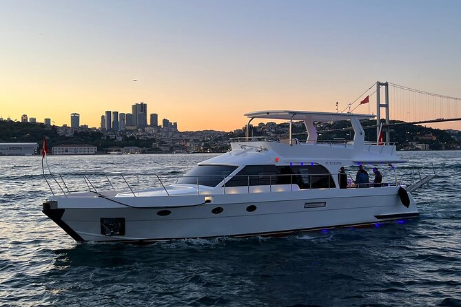 Istanbul: Small-Group Yacht Cruise with Snacks, Sunset or Daytime - The 2-hour sailing vibe, with Europe on one side and Asia on the other