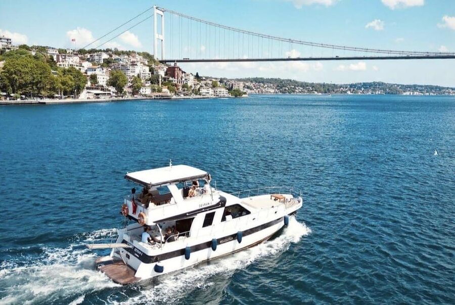 Istanbul: Small Group Yacht Tour with Unlimited Wine - A Two-Hour Bosphorus Yacht Cruise That Feels Personal