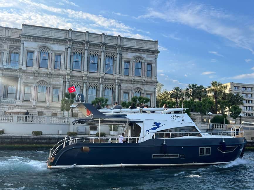 Istanbul: Sunset Bosphorus Yacht Cruise with A break on Asia - Rumeli Hisarı: Watching the Bosphorus Tighten