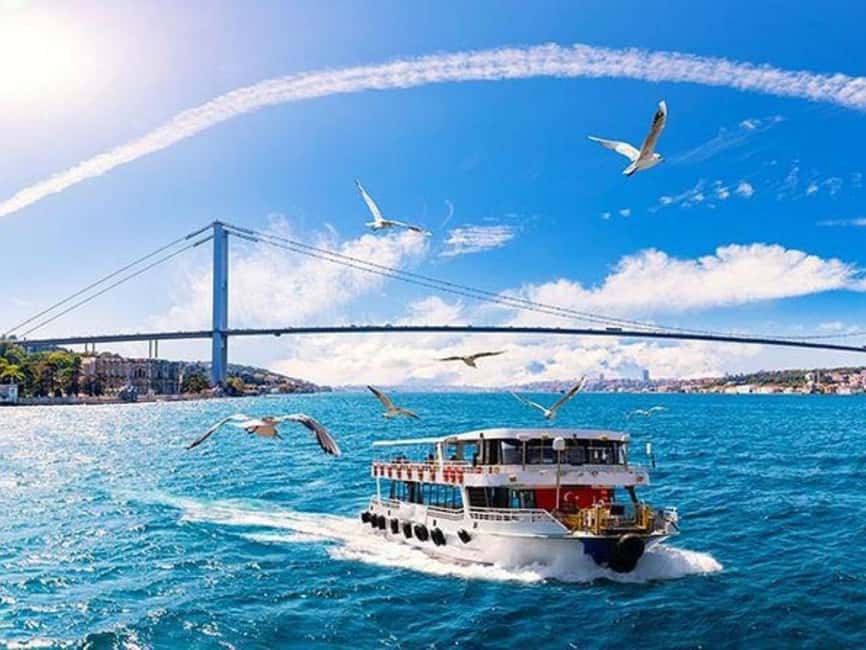Istanbul: Sunset Bosphorus Yacht Cruise with A break on Asia - A Short Asia-Side Break in Üsküdar, Plus Maiden’s Tower Views