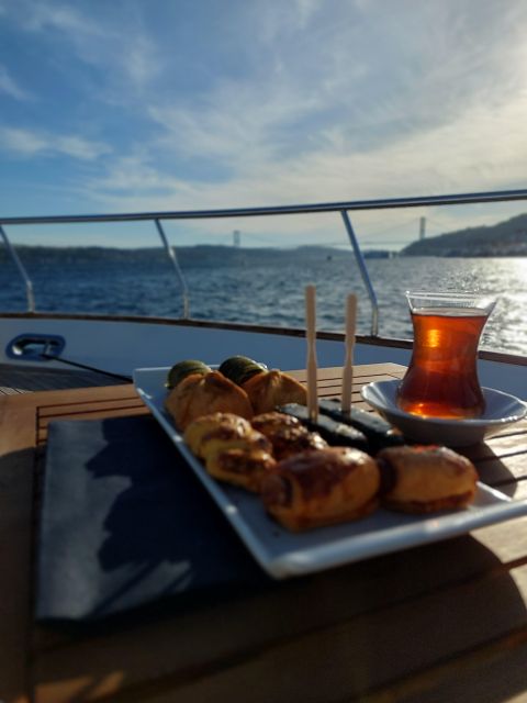 Istanbul: Sunset Yacht Cruise on the Bosphorus with Transfer - Entering the cruise from Kabataş, with transfer handled