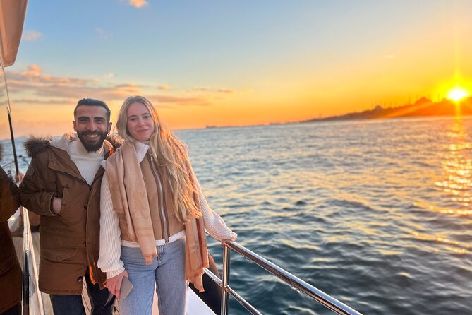 Istanbul Sunset Yacht Cruise on the Bosphorus with Transfers - Fortresses and Crossing Points: Rumeli Hisarı to Hisar Stops