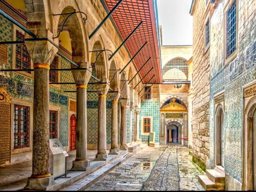 Istanbul: Topkapi Palace & Harem Tour Skip-the-Line Ticket - Audience Hall, high court, and the treasury: where the power is on display