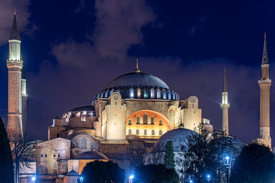 Istanbul: Tour of Hagia Sophia and Blue Mosque By Night - Sultan Ahmed Mosque (Blue Mosque): Ottoman Details and the Skyline Moment
