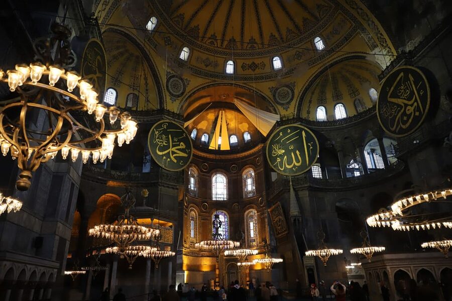 Istanbul: TouristPass Skip-the-Line Entry to 100+Attractions - Guided tours that matter: state museums and getting the most from your credits