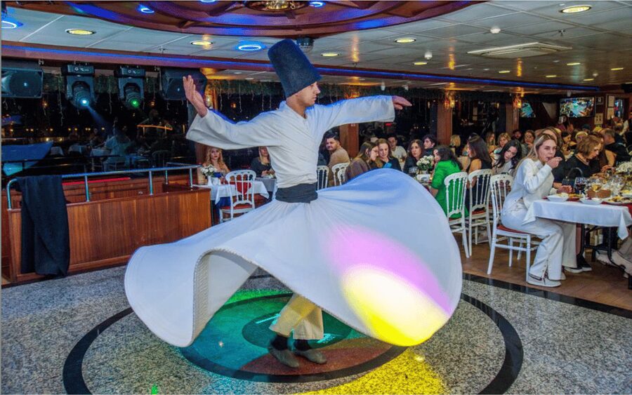 İstanbul: Turkish Night On the Bosphorus with Private Table - Istanbul’s Bosphorus at night, with dinner and folklore in the same ticket