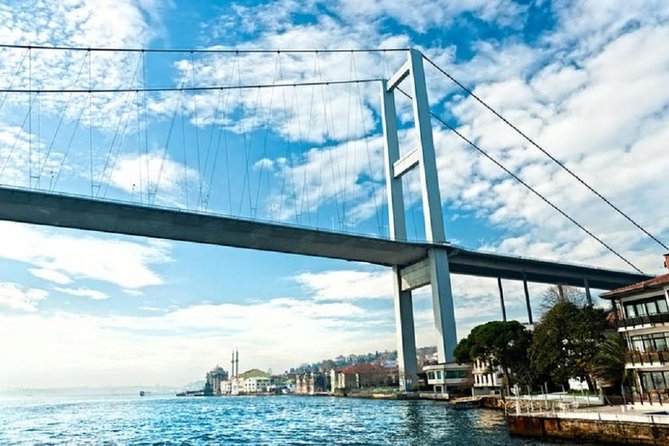 Istanbul Two Continents Half-Day Afternoon tour - The Bosphorus Bridge crossing: Europe to Asia in minutes