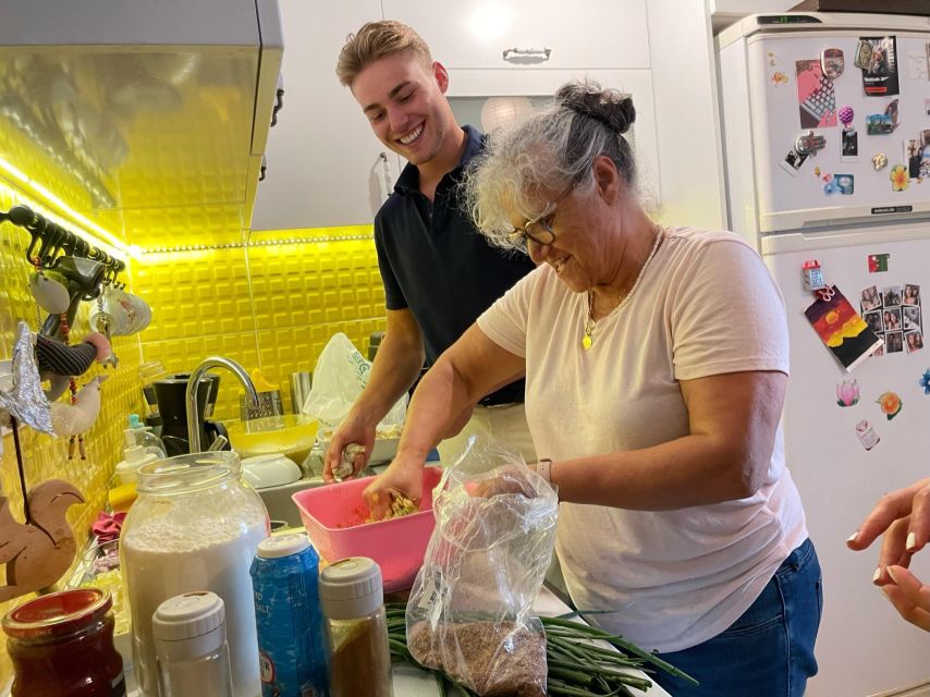 Istanbul: Vegan/Vegetarian Cooking Class with Locals at Home - Tea, Stories, and Cultural Exchange That Do Not Feel Forced