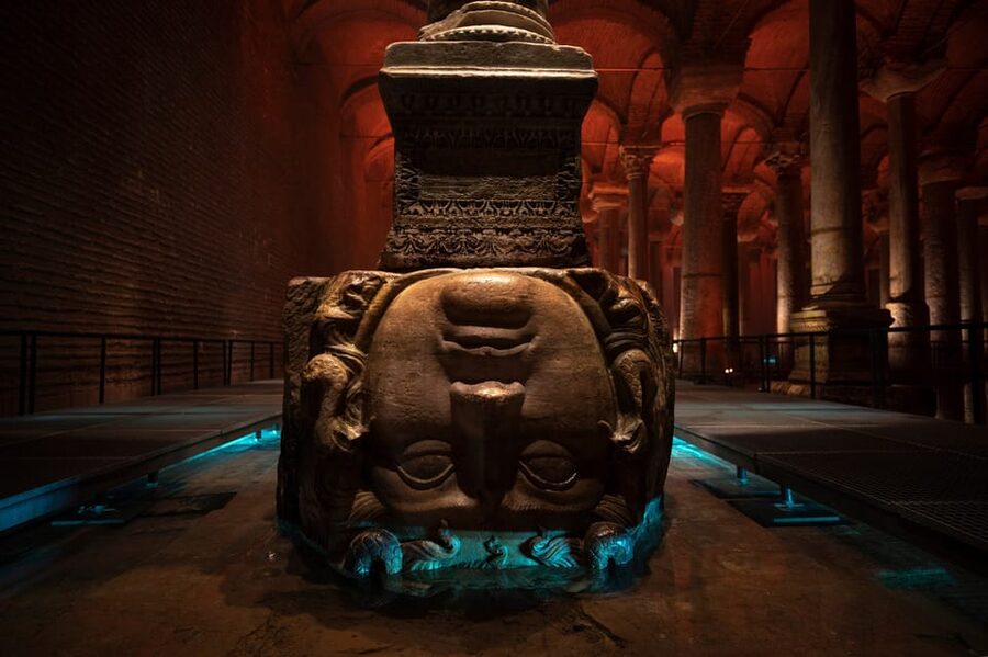 Istanbul Walking Tour: Mosques, Palace, Cistern with Lunch - Price and Entrance Fees: Is $180 Good Value?