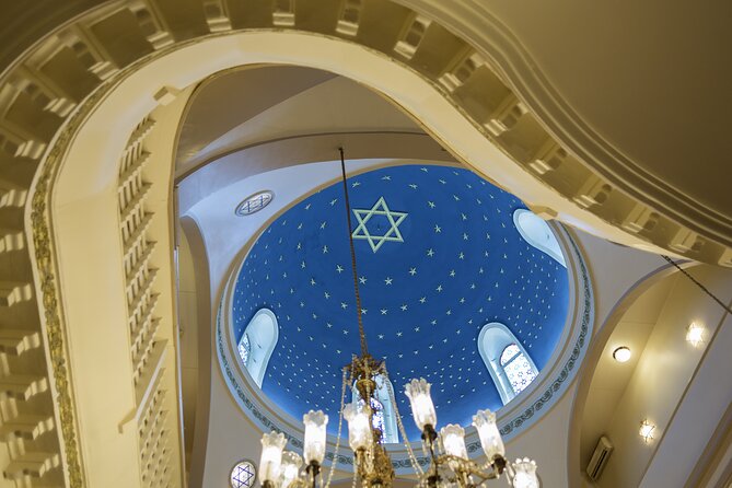 Jewish District Guided Walking Tour in Istanbul - The street reveal between stops: why “walking” matters here
