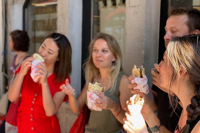 Local Food, History and Hidden Places Walking Tour in Istanbul - Stop 5: Grand Bazaar kebabs and the art of not getting lost