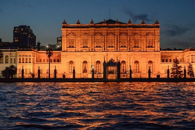 Luxury Bosphorus Dinner Cruise with Turkish Night Show - The Turkish Night Show: henna ceremony, Caucasian dance, belly dancing, and DJ music