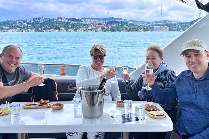 Luxury Bosphorus Yacht Tour – Asian Side Stop & Exploration - Forts at the narrowest points: Rumeli Hisarı and Anadolu Hisarı
