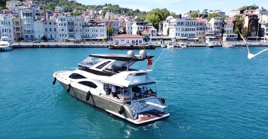 Luxury Private Yacht Rental - What you’ll see on the Bosphorus, from both shores