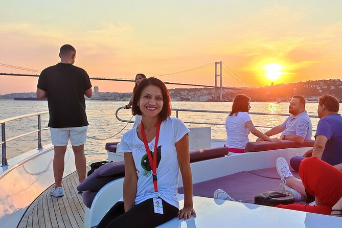 Luxury Sunset Yacht Cruise on the Bosphorus – Refresh & Relax - Ortaköy to Bebek: The Waterfront’s Social Side