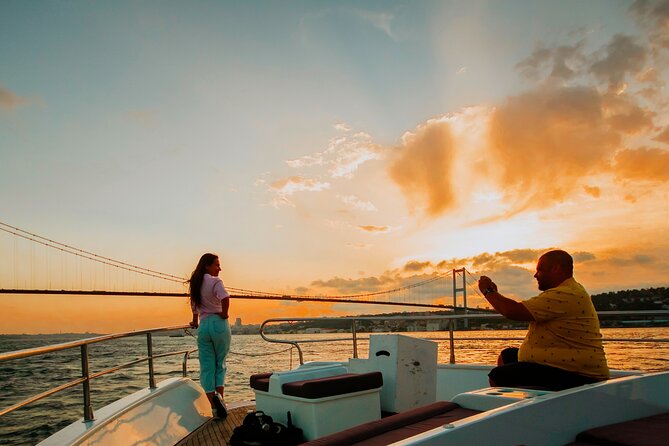 Luxury Sunset Yacht Cruise on the Bosphorus – Refresh & Relax - Kanlıca, Beylerbeyi Palace, and Kucuksu: Asian-Side Charm and Royal Stops