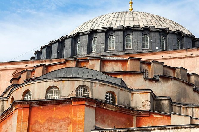 Morning Istanbul: Half-Day Tour with Blue Mosque, Hagia Sophia, Hippodrome and Grand Bazaar - Blue Mosque: the six minarets and the tile details