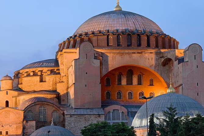 Morning Istanbul: Half-Day Tour with Blue Mosque, Hagia Sophia, Hippodrome and Grand Bazaar - Grand Bazaar in one hour: shopping plus a reality check