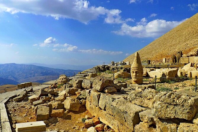 Nemrut Mountain Tour from Istanbul - 2 Days 1 Night - Day 2 Sunrise at 04:00: The Reward Is Real, So Prepare