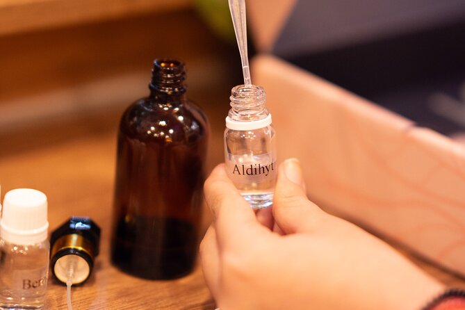 Perfume Workshop in Istanbul - Logistics that matter on the day: mobile ticket, fast timing, organized flow