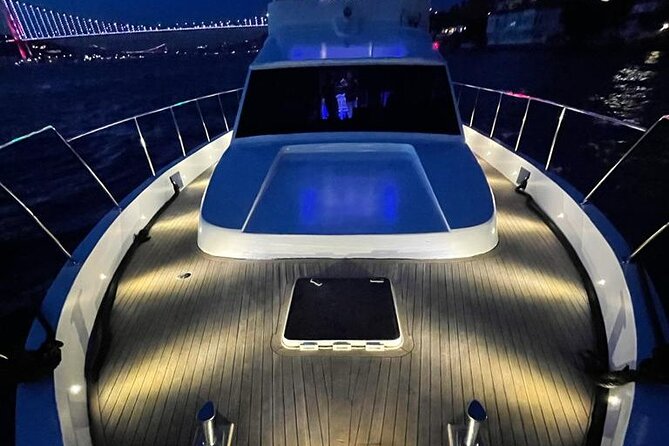 Private 2-Hour Bosphorus Cruise with Yacth - Who this private Bosphorus cruise is best for