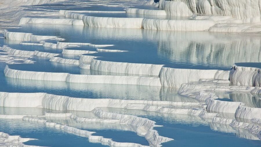 Private Daily Pamukkale Tour from Istanbul by Plane - Pamukkale Hot Springs: walking the Cotton Castle terraces