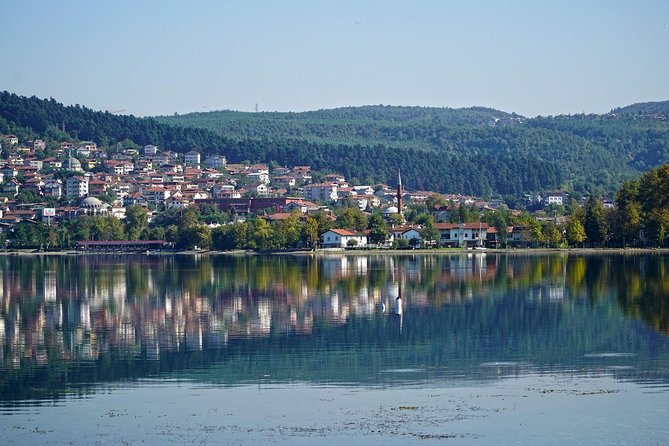 Private Day Trip From Istanbul to Lake Sapanca and Maşukiye Village - Maşukiye Village: Waterfall Area, Lakeside Lunch, and Easy Wandering