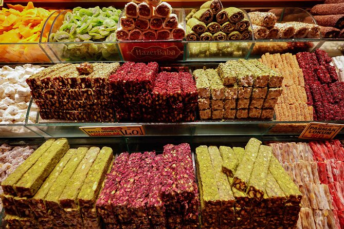 Private Full-Day Strolling through the Old Markets of Istanbul - Hotel pickup and the simple rhythm of a 5-hour day