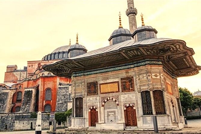 Private Guided Basilica Cistern and Topkapi Palace with Skip Line - Price and value: what you’re paying for, and what you still need to budget