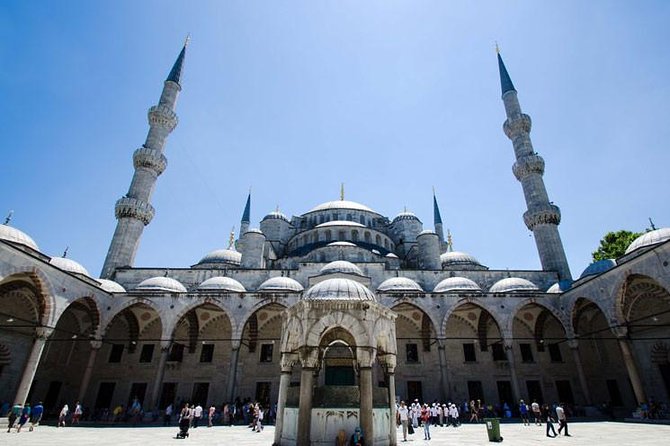 Private Guided Best of Istanbul - Stop-by-stop: Hagia Sophia, Blue Mosque, and Topkapi Palace