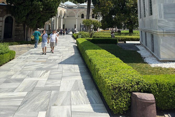 Private Guided Istanbul Walking Tour Old City Highlights - How this Istanbul walking route actually works (and why it feels easier)