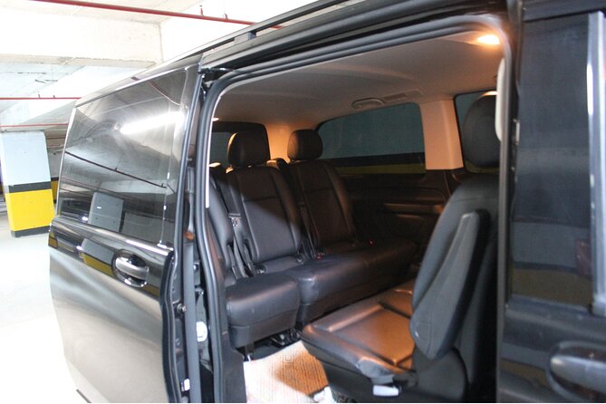 Private Istanbul Airport (IST) Arrival or Departure Transfer - Departures and arrivals: how to make this feel effortless