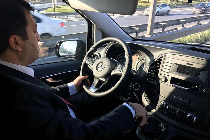Private Istanbul Airport (IST) TransferS - Drop-off at your hotel: door-to-door, with a reality check