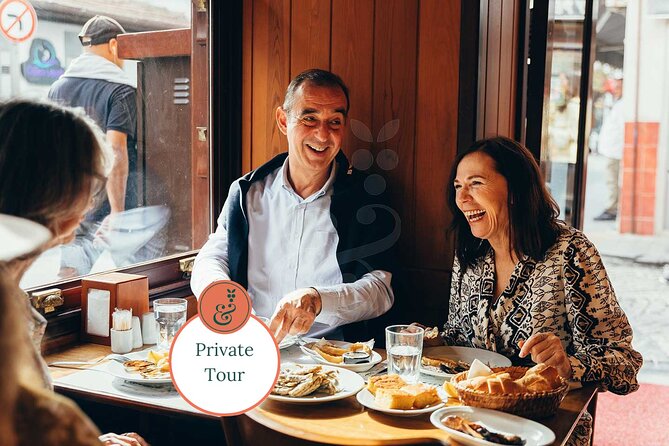 PRIVATE ISTANBUL FOOD TOUR & Hidden Pearls of the old city - Eminönü Square street eating: where Istanbul feels like Istanbul