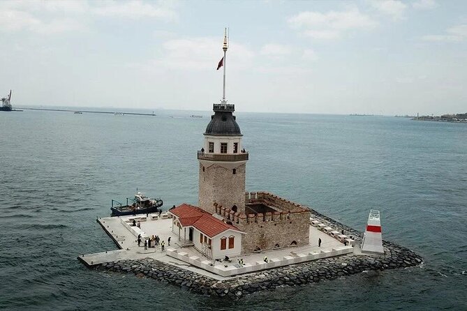 Prıvate Istanbul Tour by Luxury Minivan and Licensed Guide - Crossing Europe to Asia by bridge, the fastest “change of world” in town