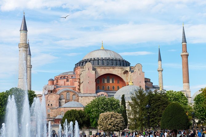 Private Istanbul Tour – Full Day of Iconic Sights & Local Gems - A classic morning in Sultanahmet: Blue Mosque and the Hippodrome area