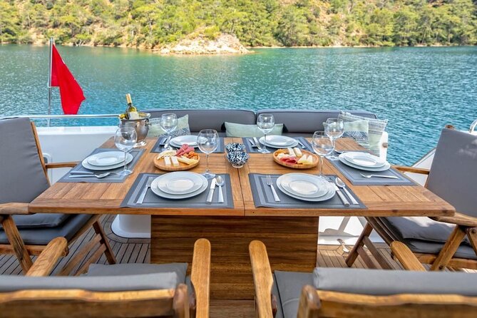 Private Luxury Yacht Cruise on Bosphorus - Ortaköy and Bebek: Neighborhood Life With a View, Not a Checklist