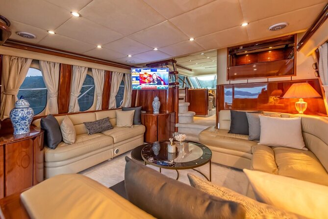 Private Luxury Yacht Cruise on Bosphorus - Bridge Views: Bosphorus Bridge and Fatih Sultan Mehmet Bridge