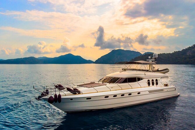 Private Luxury Yacht Cruise on Bosphorus - The 2-Hour Flow: How the Ride Feels From Start to Finish