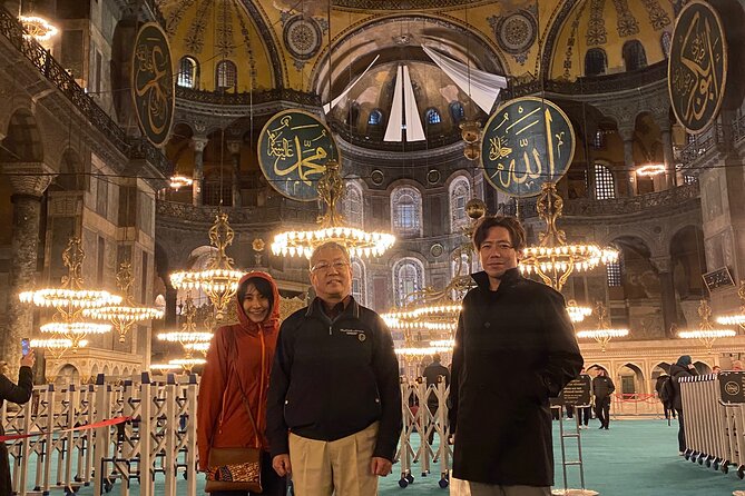 Private Minivan Transfer from Istanbul Airport - Private minivan comfort for solo travelers and families