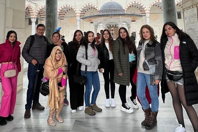 Private Stopover Tour in Istanbul with Transportation Included - Eminönü Pier: Bosphorus cruise as the optional wow moment
