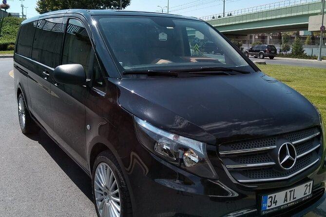Private Transfer from Istanbul Airport (IST) to Istanbul Hotels - The best-case arrival flow you can expect