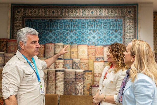 Rug Shopping with Expert, Grand Bazaar; Private Tour - What it feels like in the Bazaar: crowds, safety, and pacing