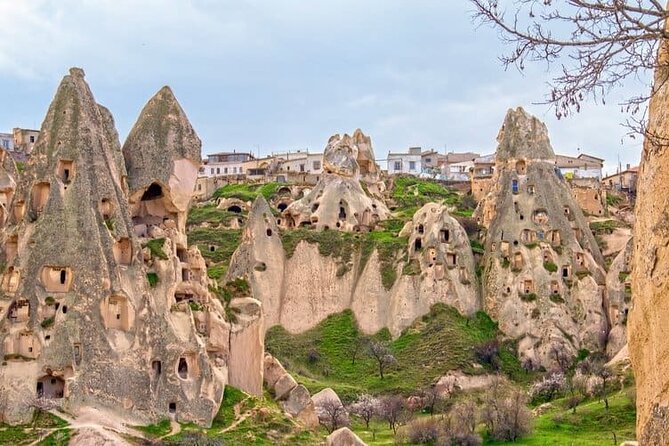 Semi-Private Cappadocia Day Tour from Istanbul, Cappadocia Hotels - Avanos Lunch and Testi Kebab: A Planned Break, Not an Afterthought