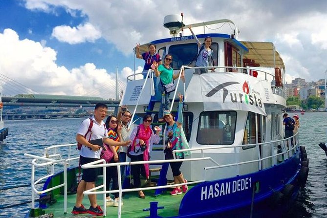 Short Guided Bosphorus and Golden Horn Boat Tour - Rumeli Fortress stop, a strong shoreline scene you can read fast